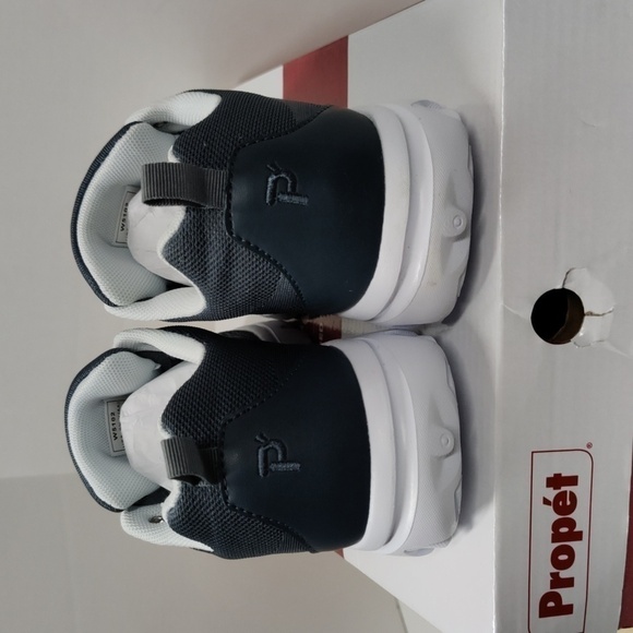 Propet Athletic Shoe, Travel Active Cape Cod Blue, Size 9.5 N (AA) - Picture 5 of 11